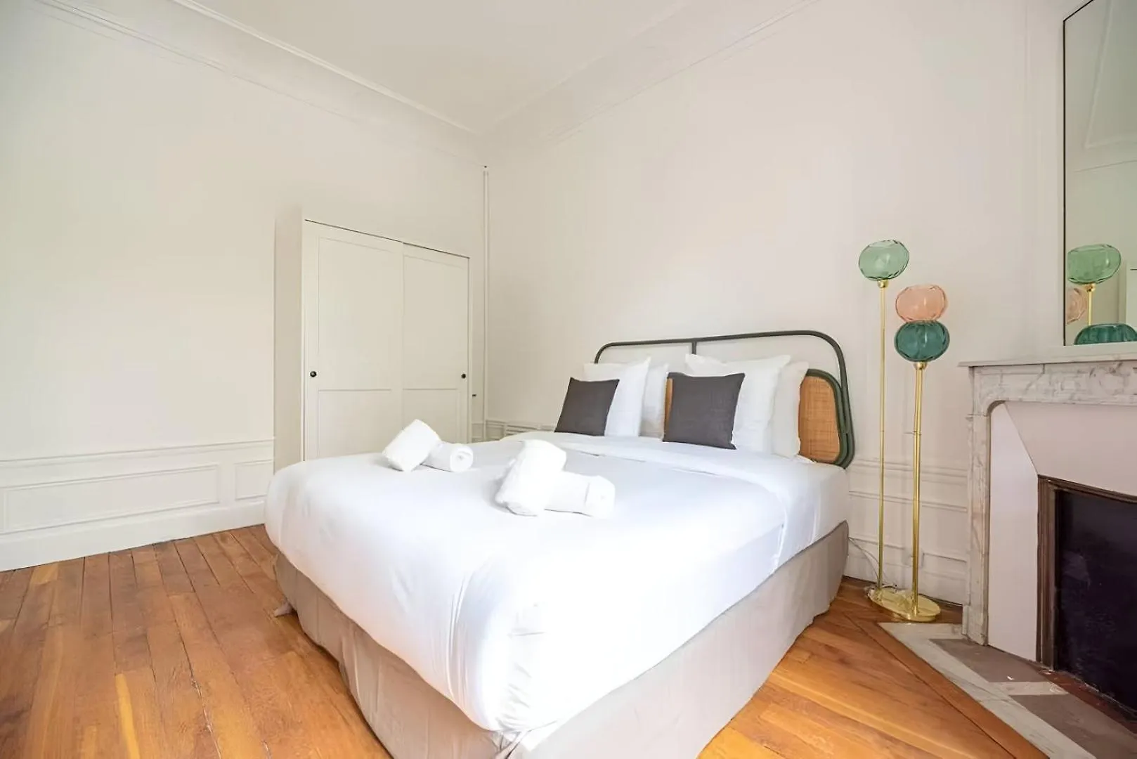 Tbs 316 - Apartment Close To Eiffel Tower باريس 0*,
