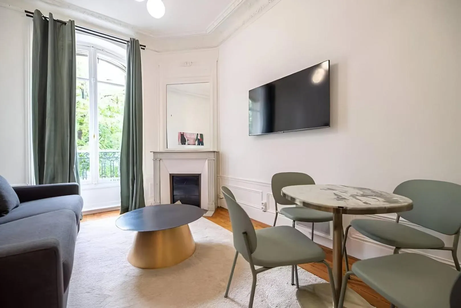 Tbs 316 - Apartment Close To Eiffel Tower باريس فرنسا